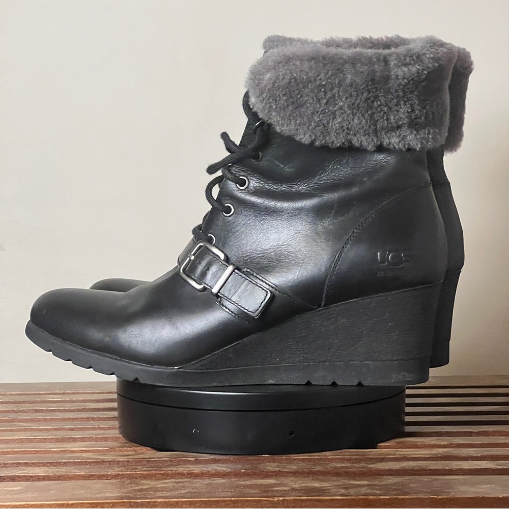 Ugg Janney Boot Black Waterproof Leather Ankle Wedge Lace Up Fur Sz 12 1012527 - Picture 6 of 14